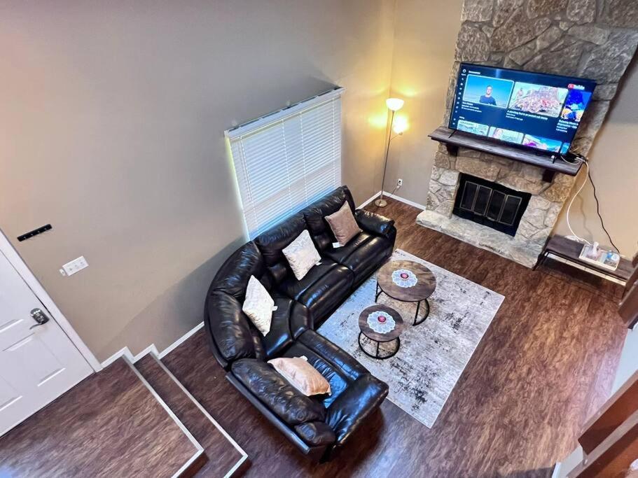Апартаменты The Cozy Townhouse Wpafb & Wsu Фэрборн Экстерьер фото